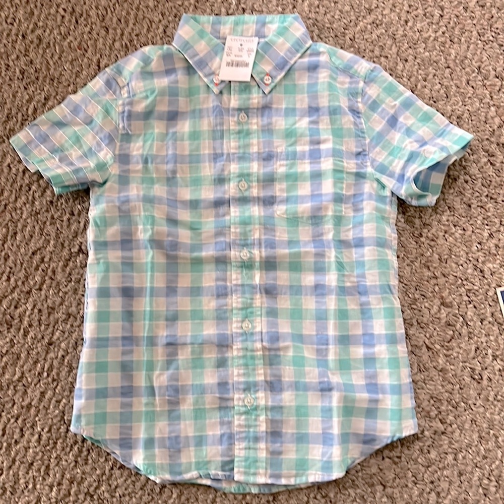 Boys size 6-7 Crewcuts cotton button down shirt
